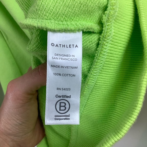 Athleta Neon Green Open Back Hooded Sweatshirt New - Picture 8 of 9